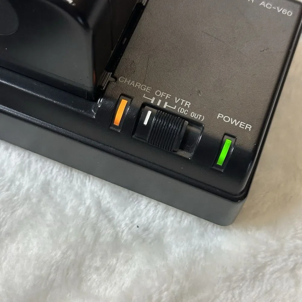 Sony Handycam Video 8 AC-V60 Power Adapter Charger & Np 68 Battery Tested